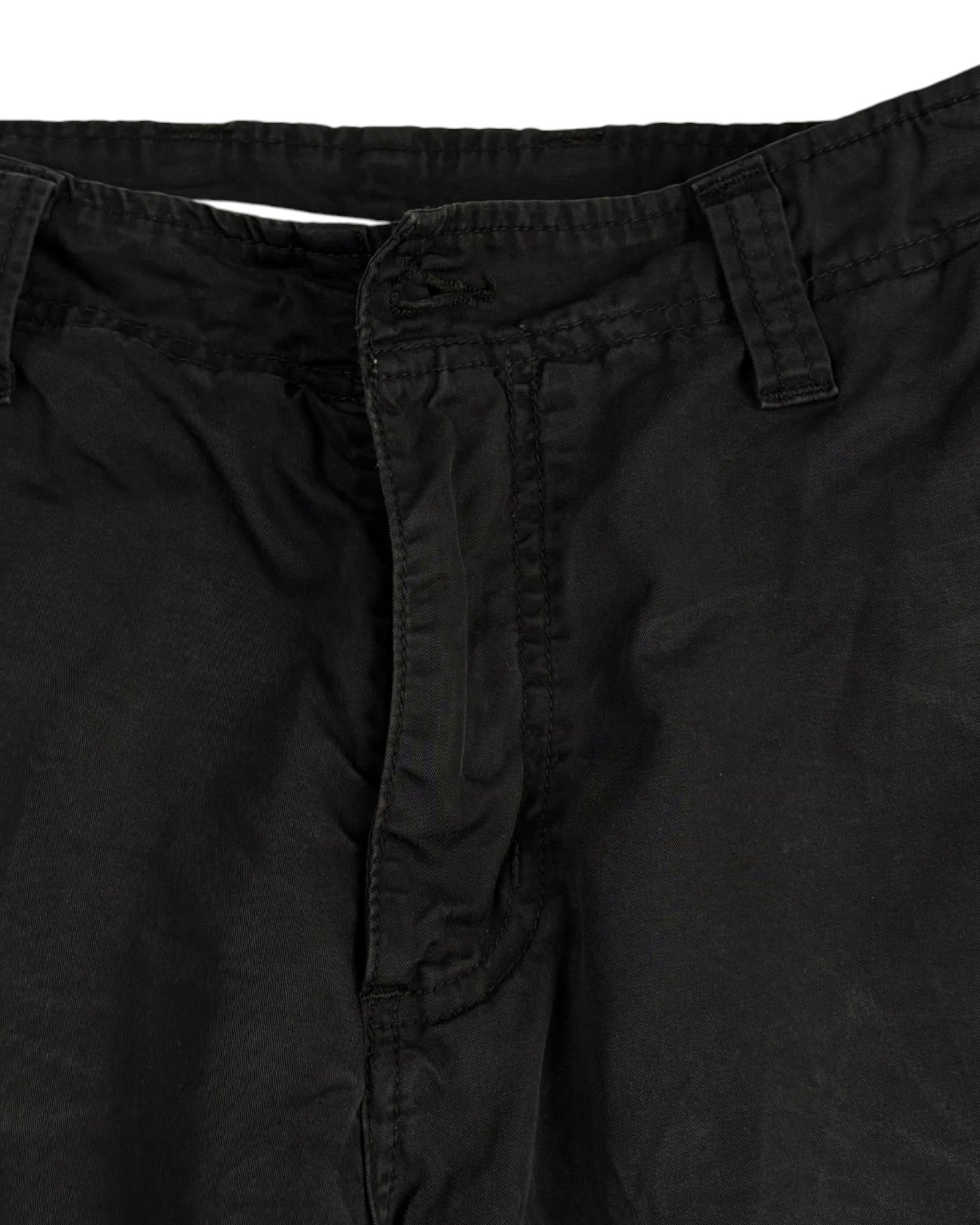 Vintage Carhartt Bermuda Cargo Shorts | Black | W31
