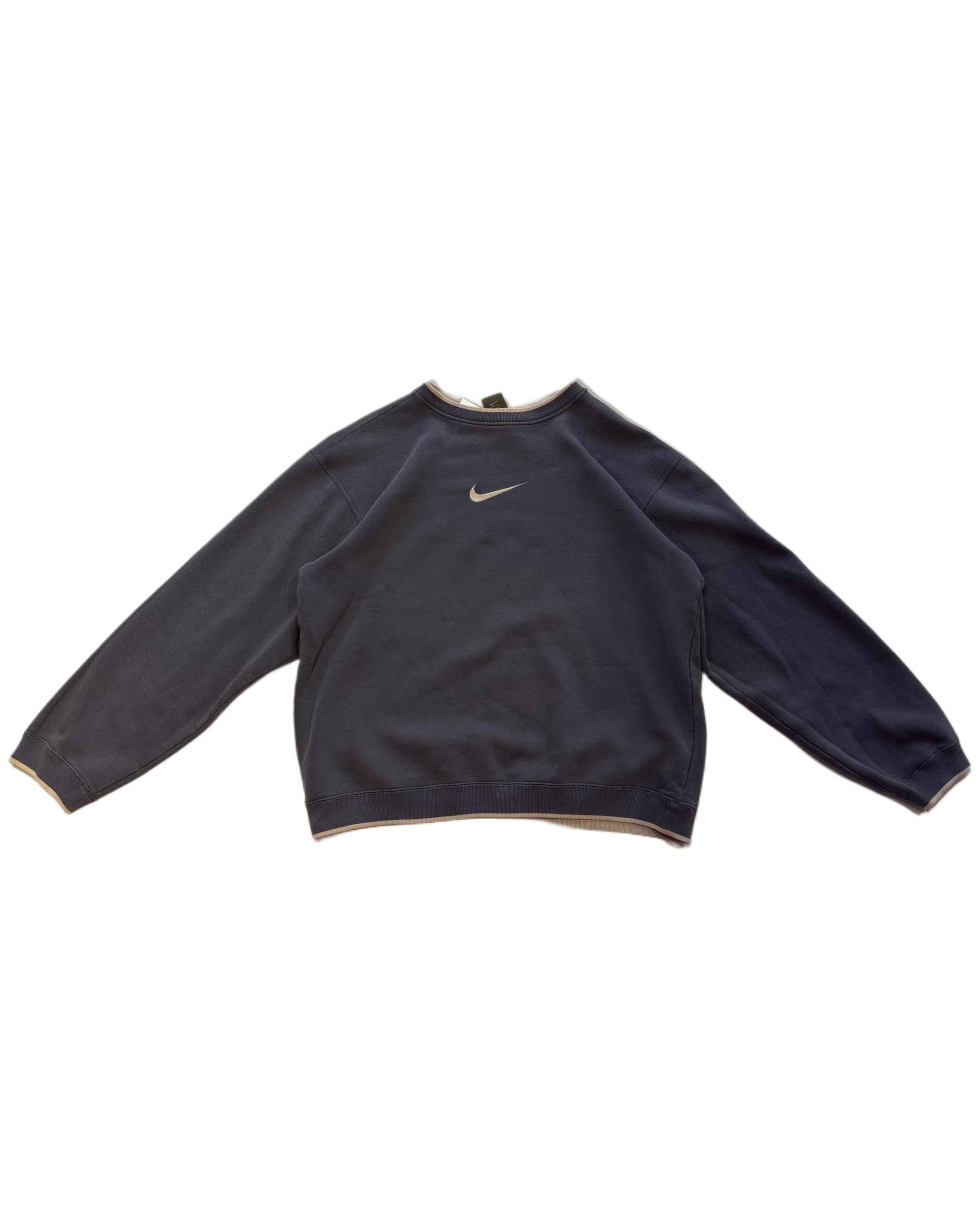 00s Nike Center swoosh crewneck (L) - Gods Thrift Athens