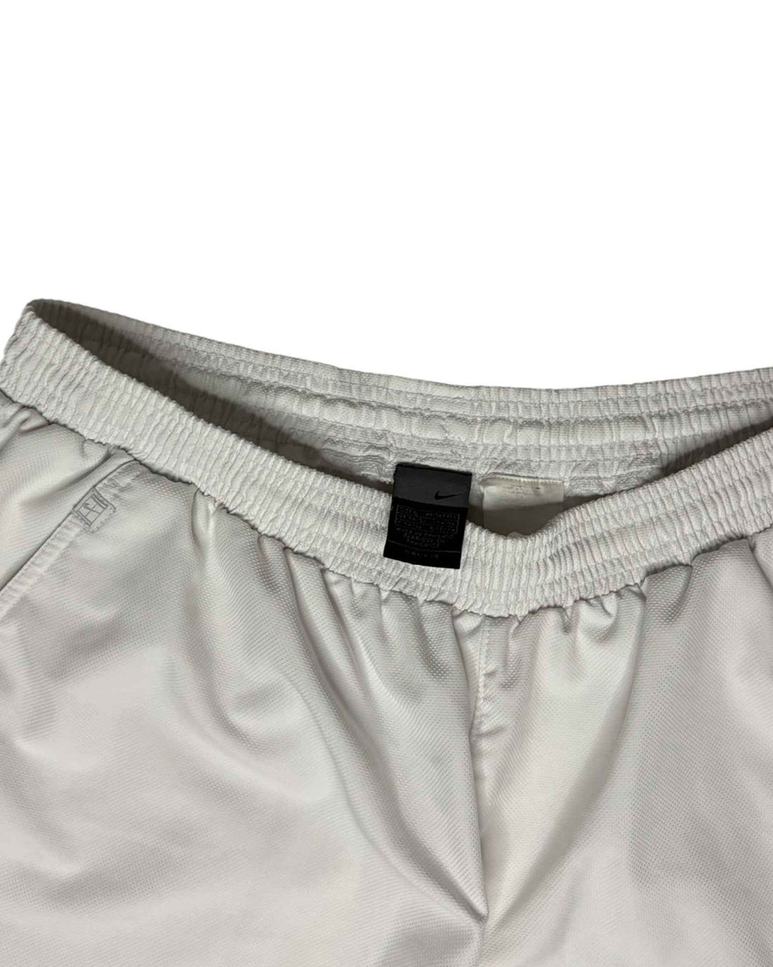 Vintage Nike Dry-Fit Shorts | White | Size L