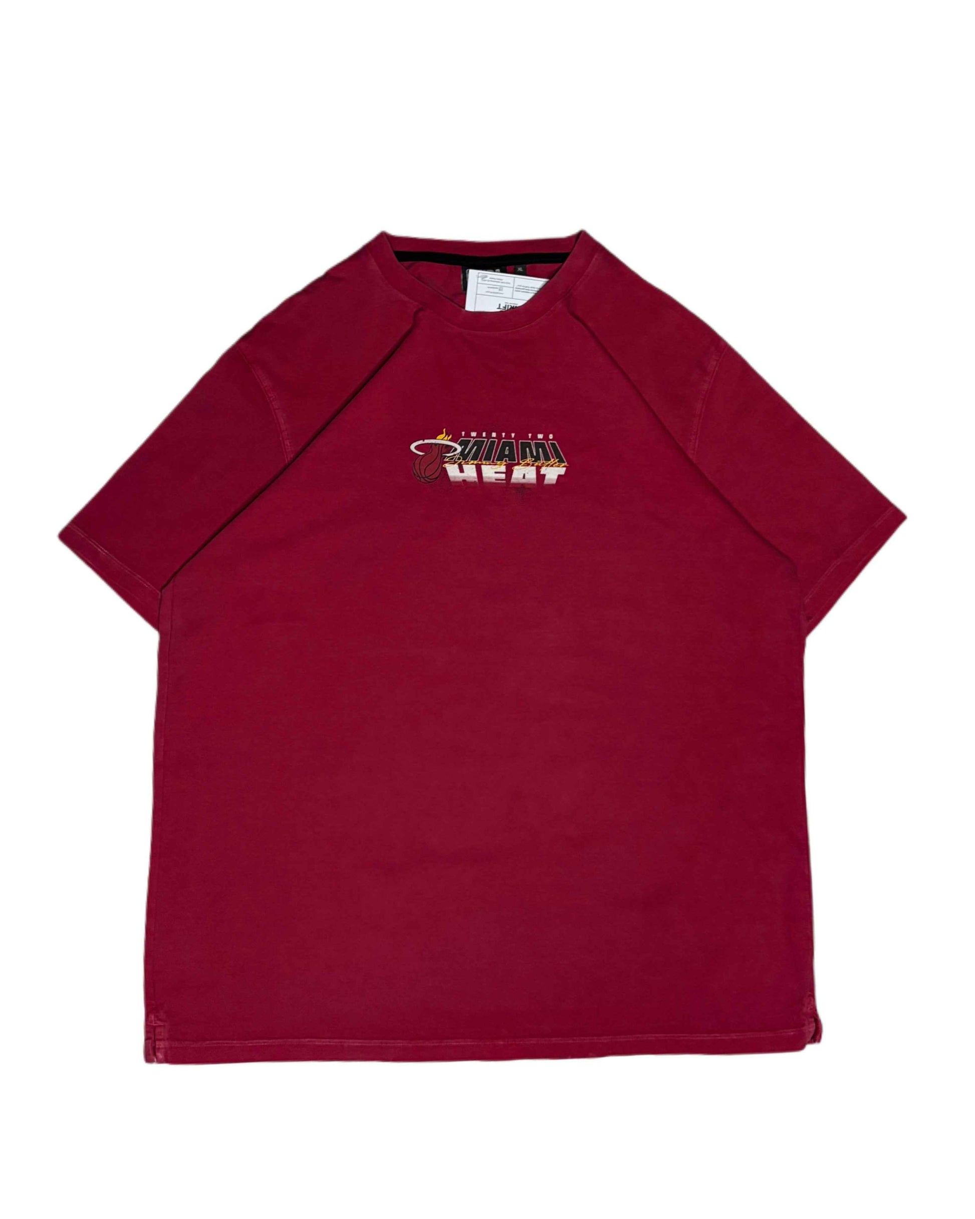 Miami Heat T-shirt Red (L) - Gods Thrift Athens