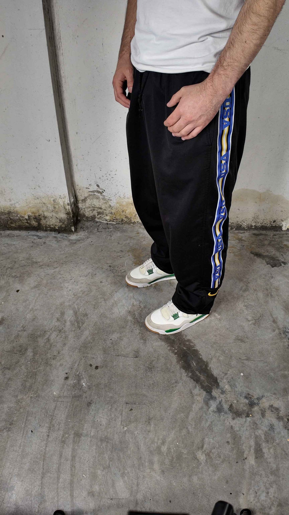 Vintage 90s Nike USA Sweatpants Black (L)