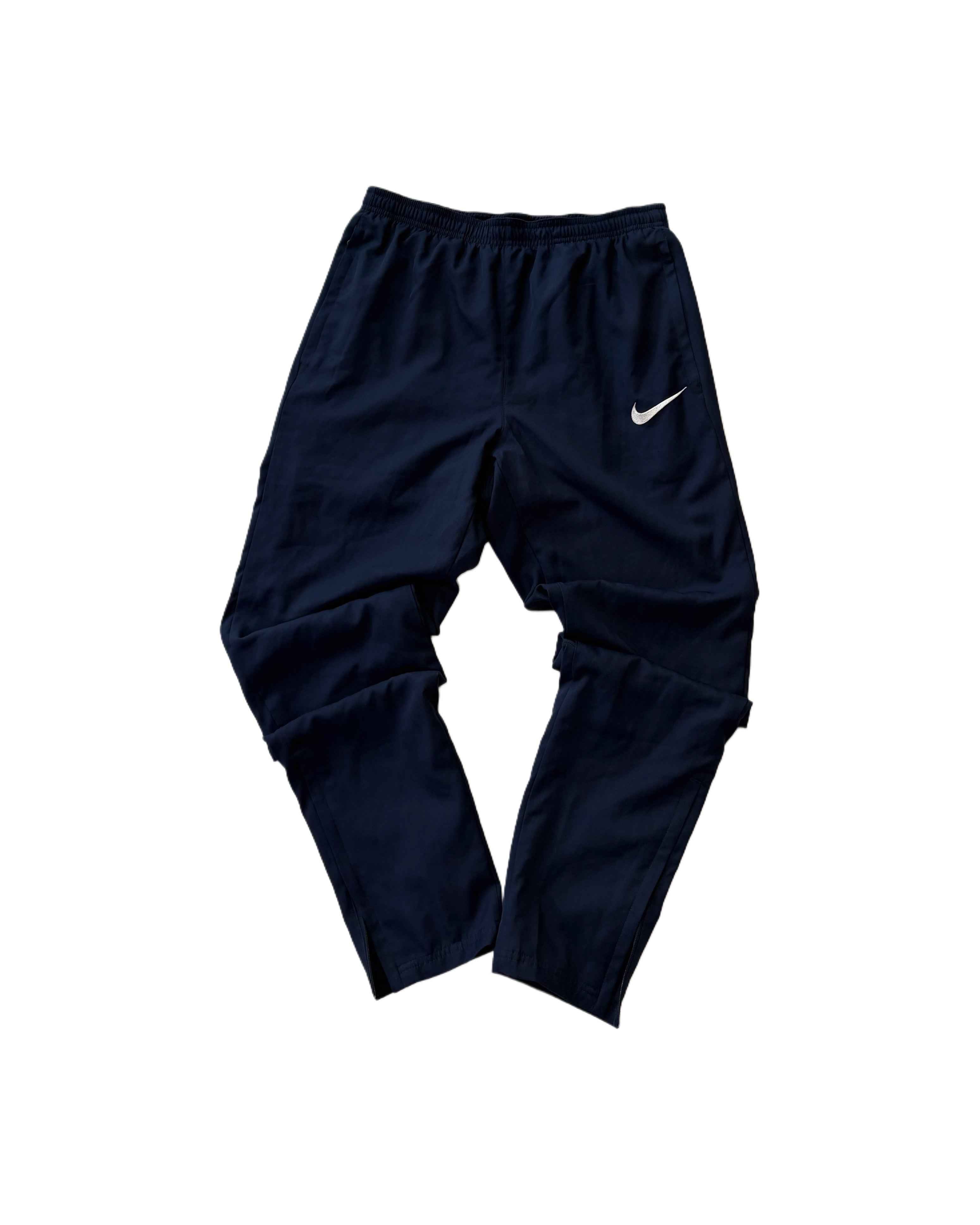 Nike trackpants Navy (M) - Gods Thrift Athens