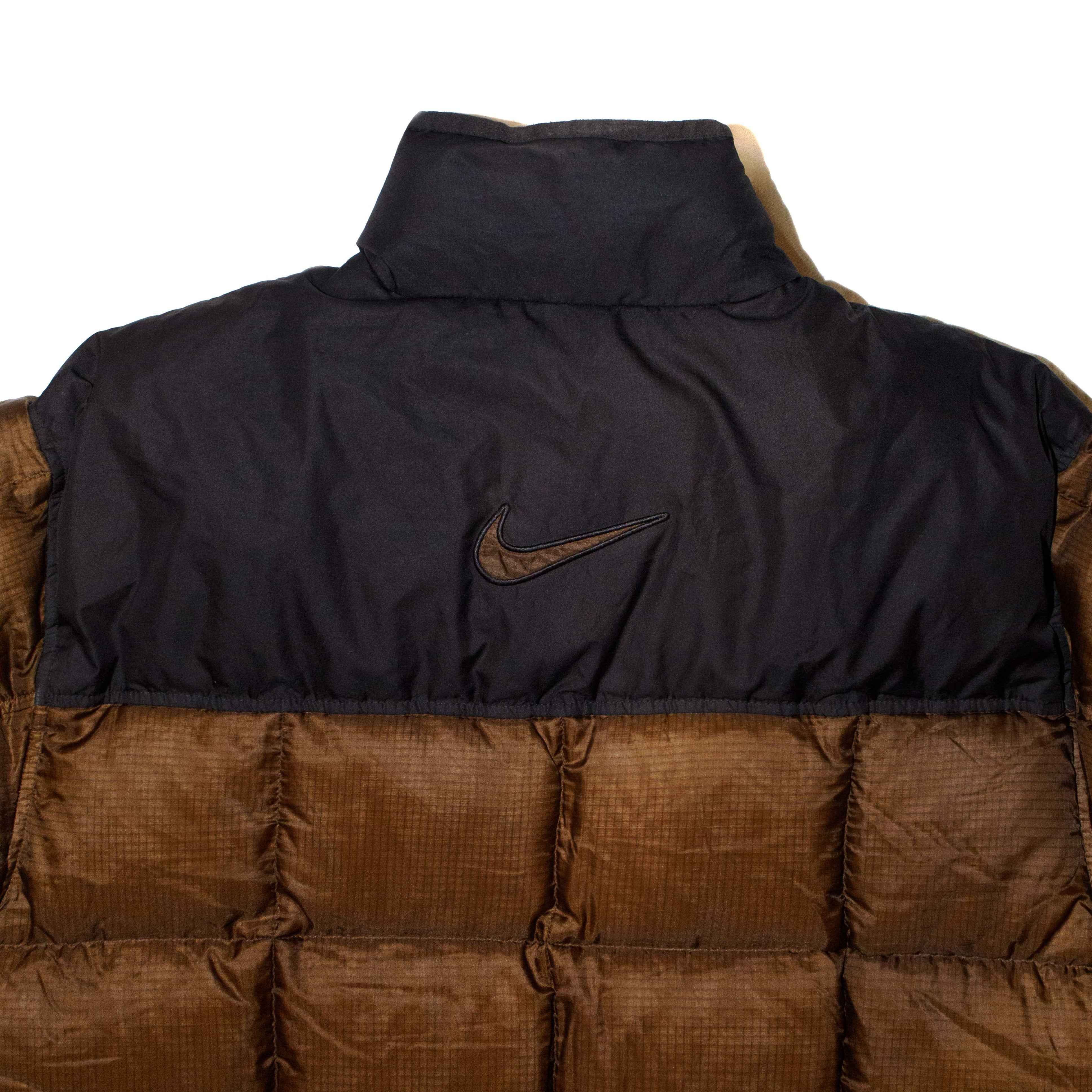 Nike Puffer Jacket (M) - Gods Thrift Athens