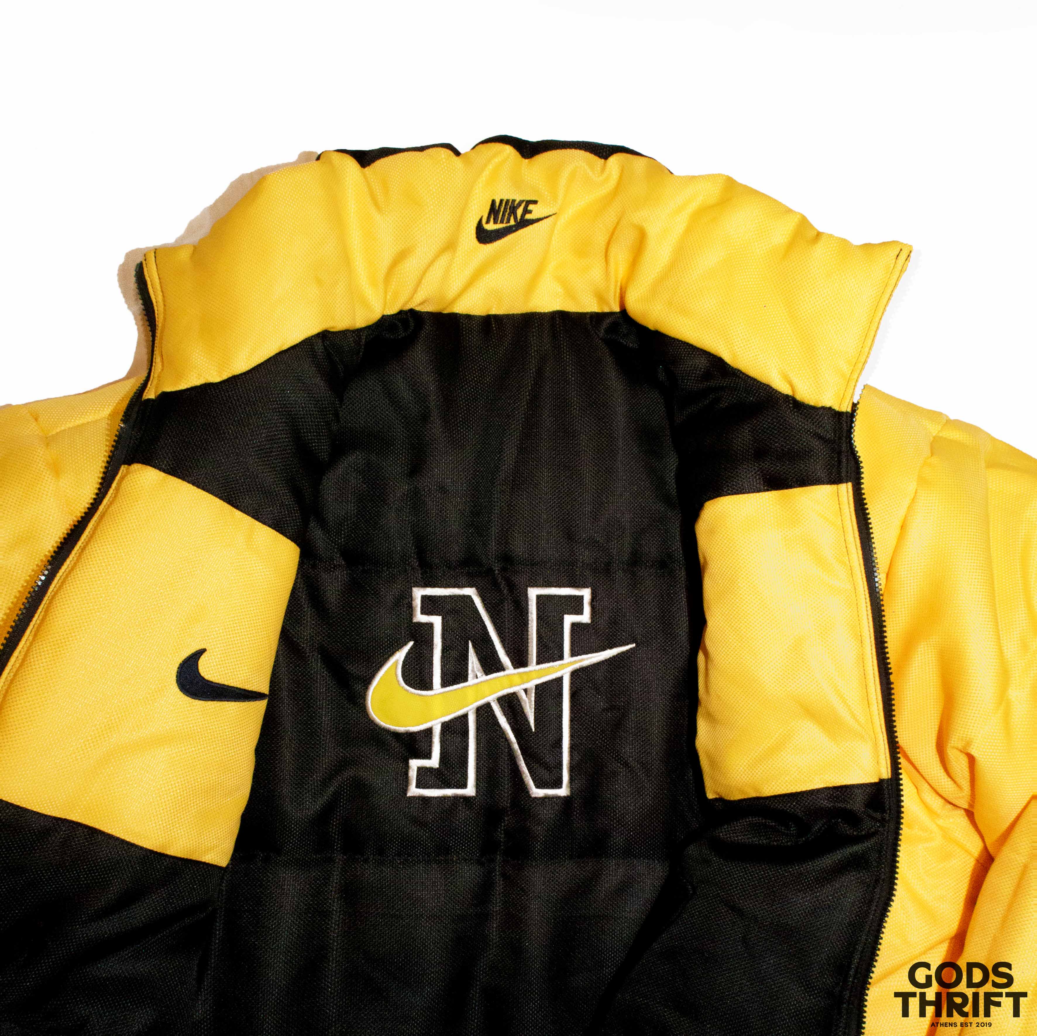 Nike reversible puffer (XL) - Gods Thrift Athens