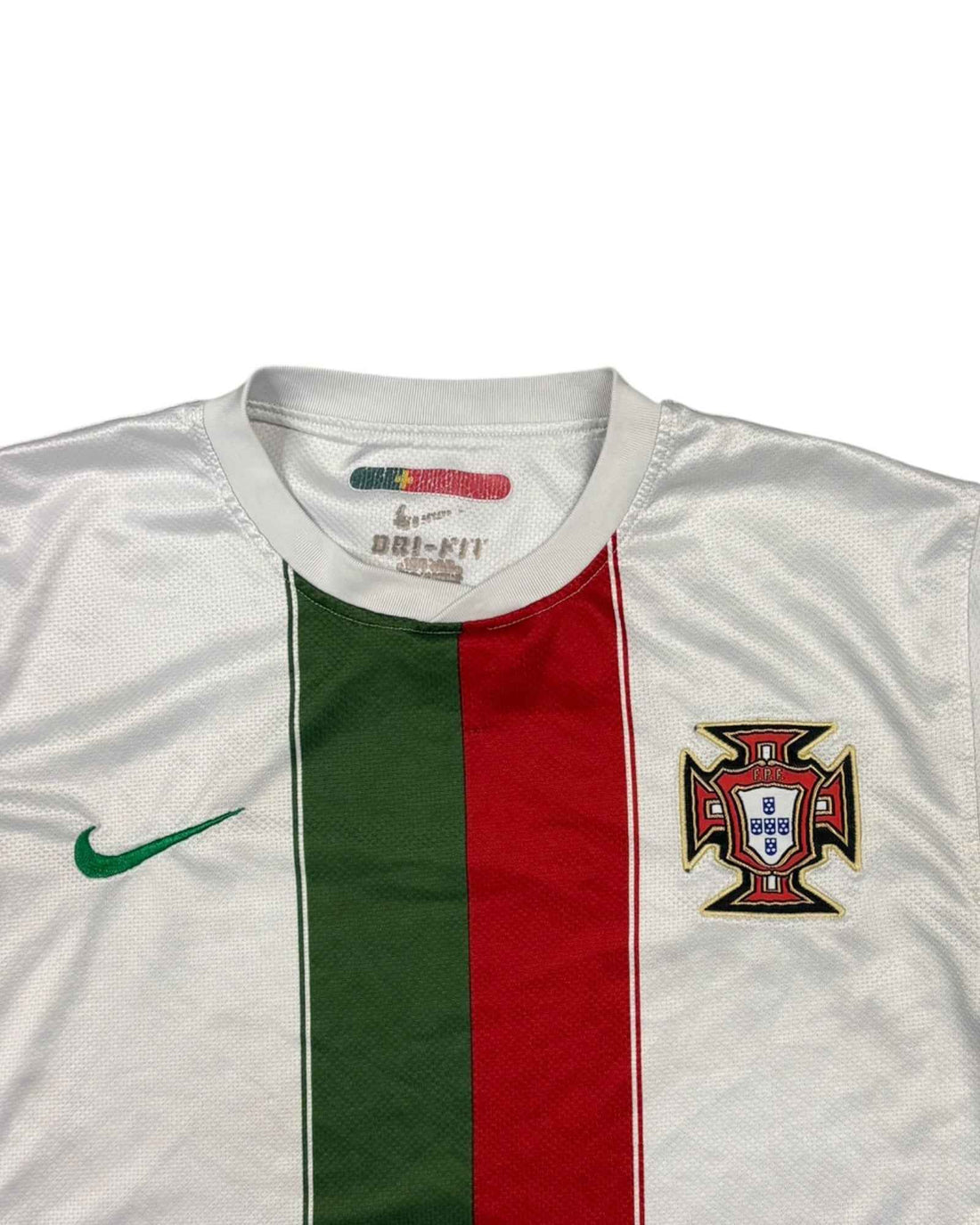 Vintage 2010/11 Nike Portugal Football Jersey | White | Size S