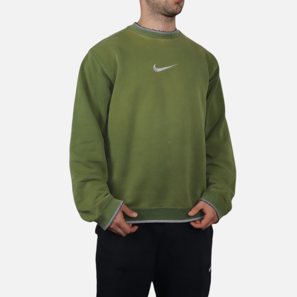 Vintage 2000s Nike Center Swoosh Crewneck | Olive Green | Size M