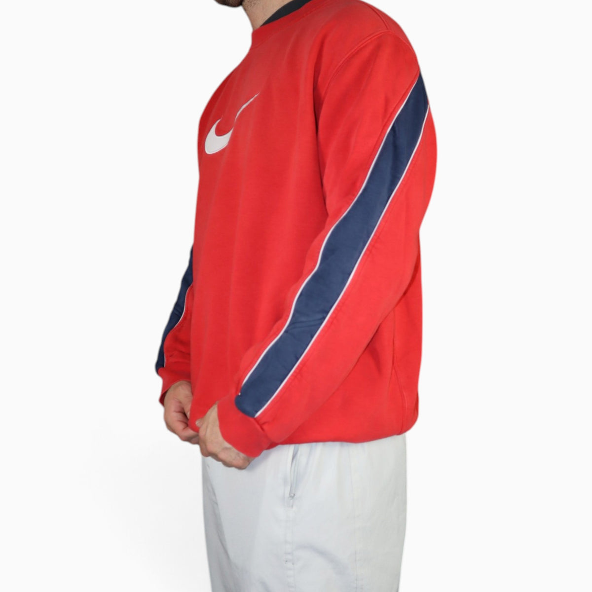 Vintage 2000s Nike Center Swoosh Crewneck | Red | Size L