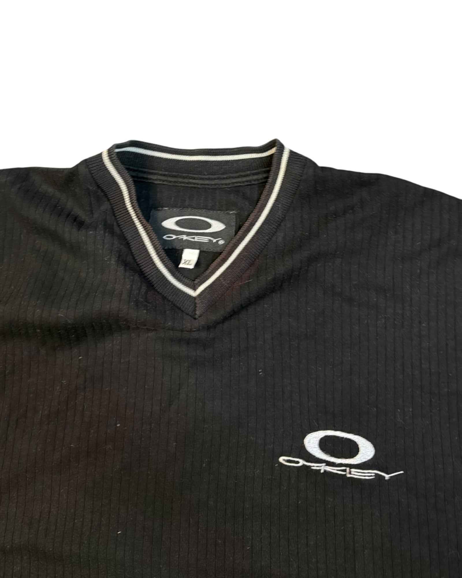 Vintage Oakley V-neck T-shirt Black (XL)