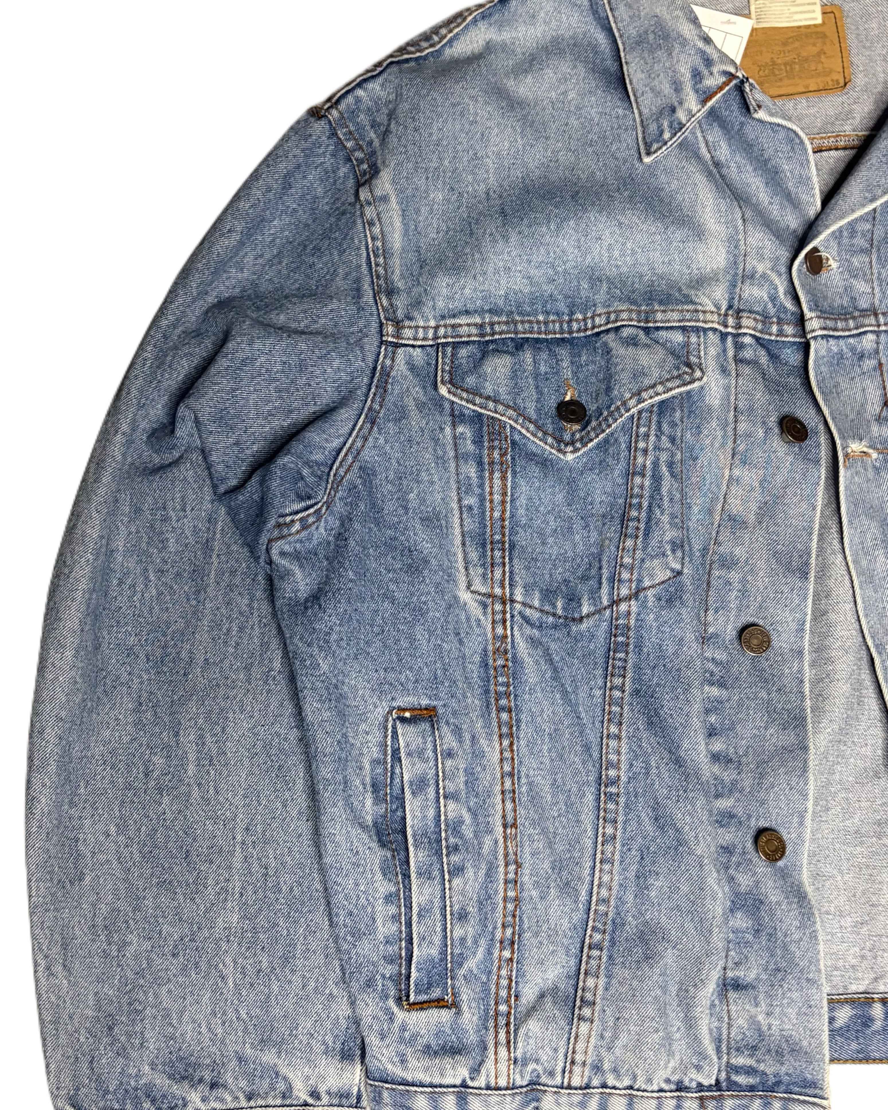 Vintage Levi's Denim Jacket (L) - Gods Thrift Athens